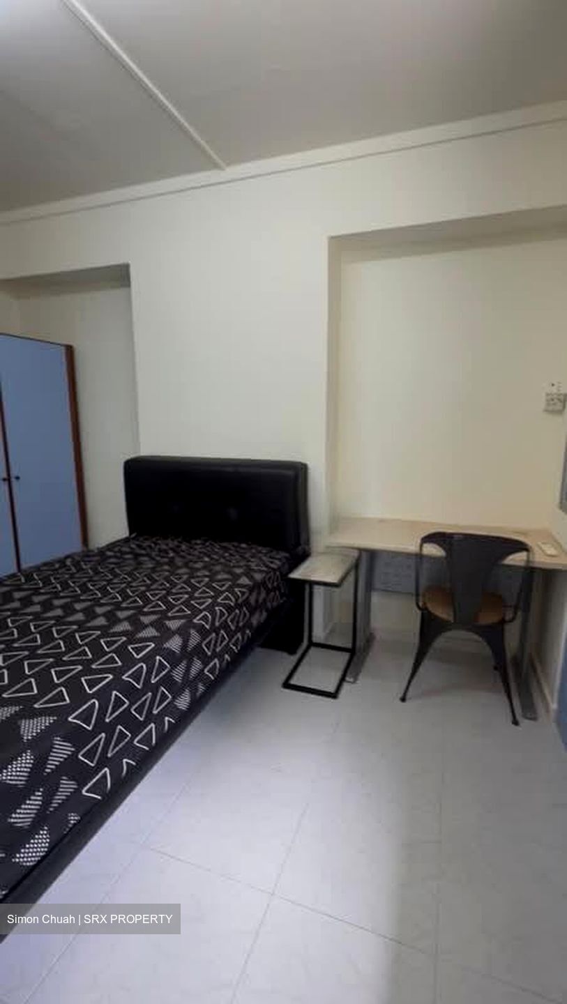 Blk 729 Tampines Courtview (Tampines), HDB 5 Rooms #574006351